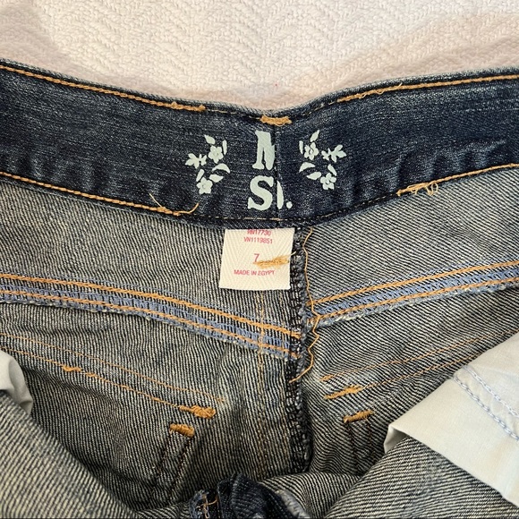 mossimo supply / distressed blue jean shorts - Picture 6 of 6